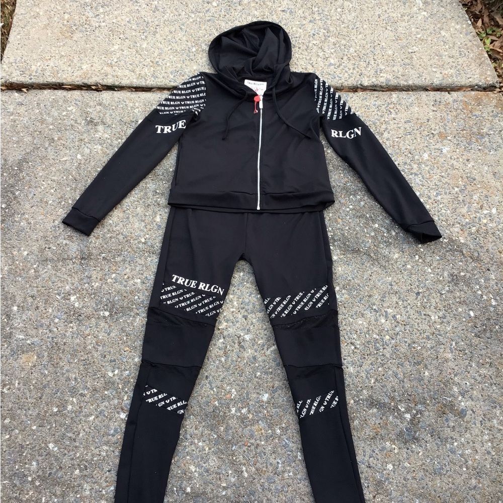 True Religion Black and White Logo Tracksuit - Picture 2 of 5
